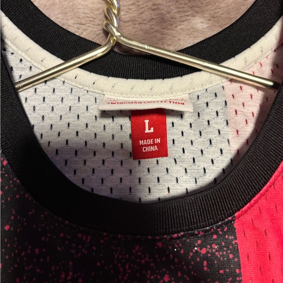 Mitchell & Ness Miami Heat Chris Bosh #1 Jersey
(59) - Picture 6 of 6